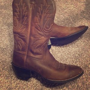 Ariat Cowboy boot women’s Heritage R Toe Western